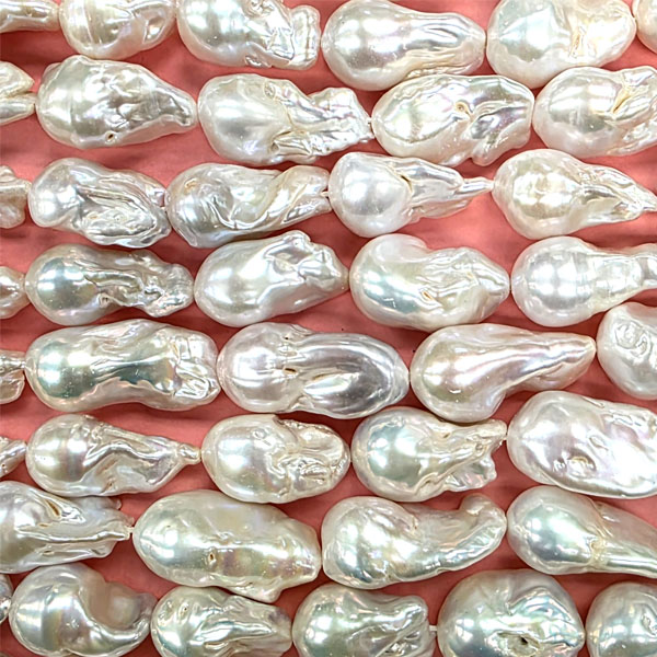 FRESHWATER PEARL BAROQUE 12X21-15X21MM WHITE